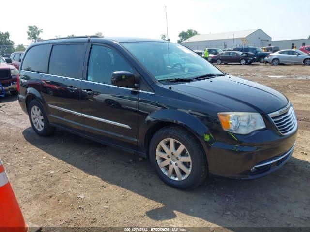  Salvage Chrysler Town & Country