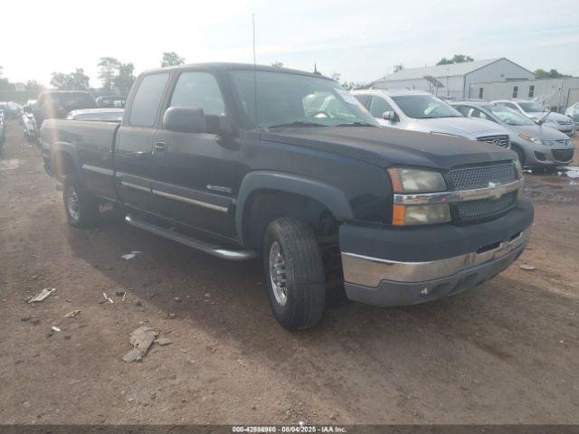 Salvage Chevrolet Silverado 2500