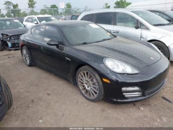  Salvage Porsche Panamera