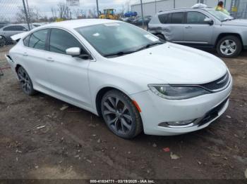  Salvage Chrysler 200