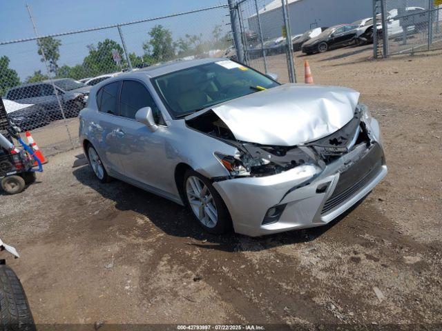  Salvage Lexus Ct