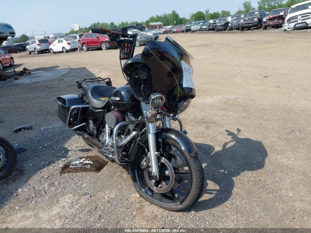  Salvage Harley-Davidson Flhtk