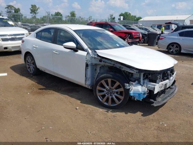  Salvage Mazda Mazda3