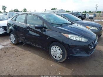  Salvage Ford Fiesta