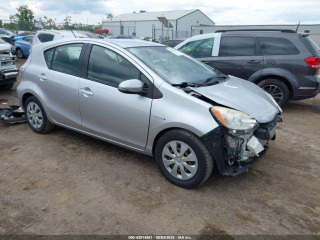  Salvage Toyota Prius c