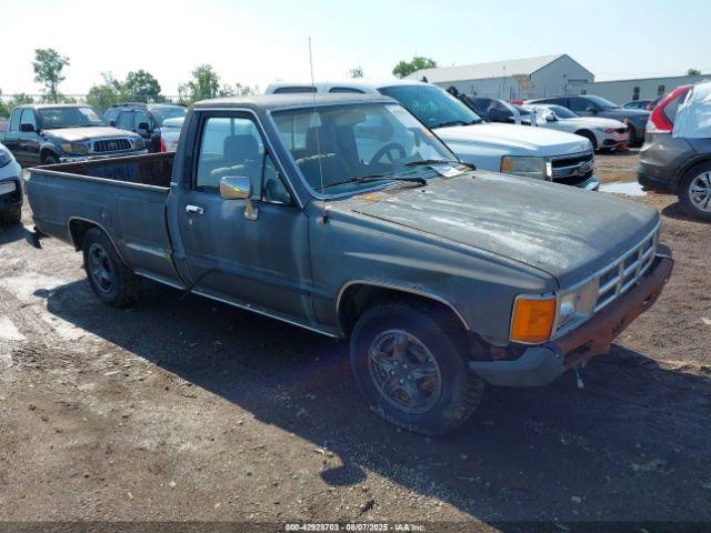  Salvage Toyota Pickup