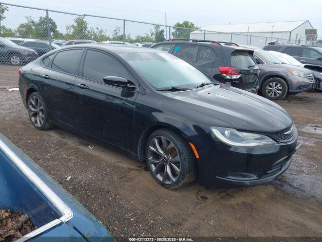  Salvage Chrysler 200