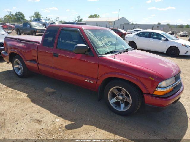  Salvage Chevrolet S-10