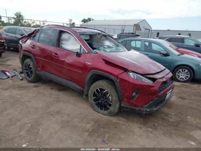  Salvage Toyota RAV4