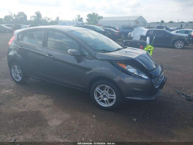  Salvage Ford Fiesta