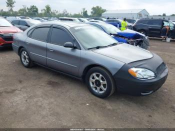  Salvage Ford Taurus