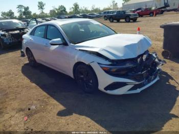  Salvage Hyundai ELANTRA