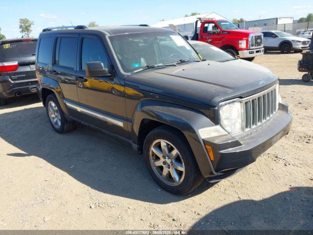  Salvage Jeep Liberty