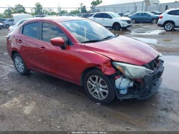  Salvage Toyota Yaris