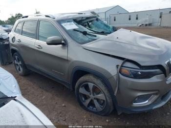  Salvage Jeep Cherokee
