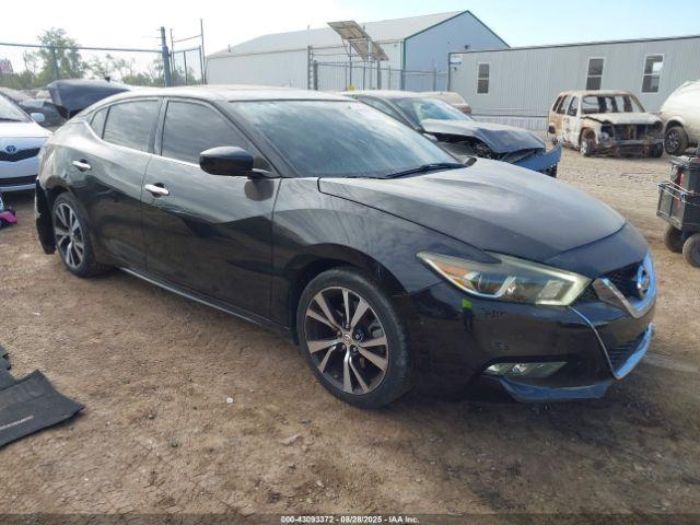  Salvage Nissan Maxima