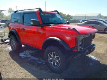  Salvage Ford Bronco