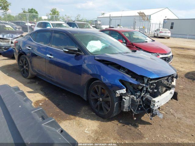  Salvage Nissan Maxima