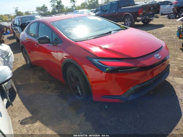  Salvage Toyota Prius