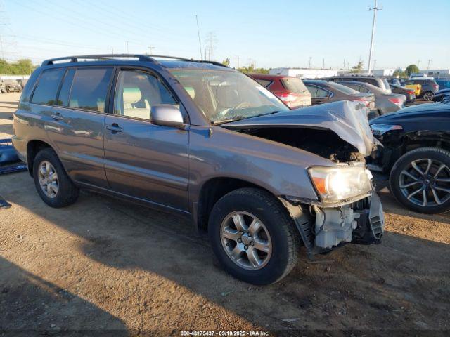  Salvage Toyota Highlander