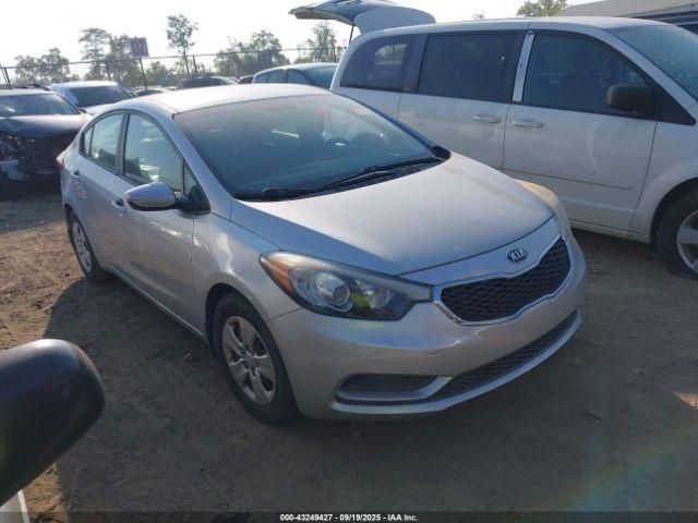  Salvage Kia Forte