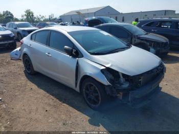  Salvage Kia Forte