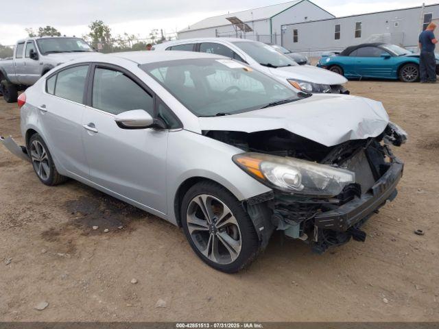  Salvage Kia Forte