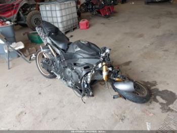  Salvage Yamaha Yzfr1