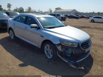  Salvage Ford Taurus