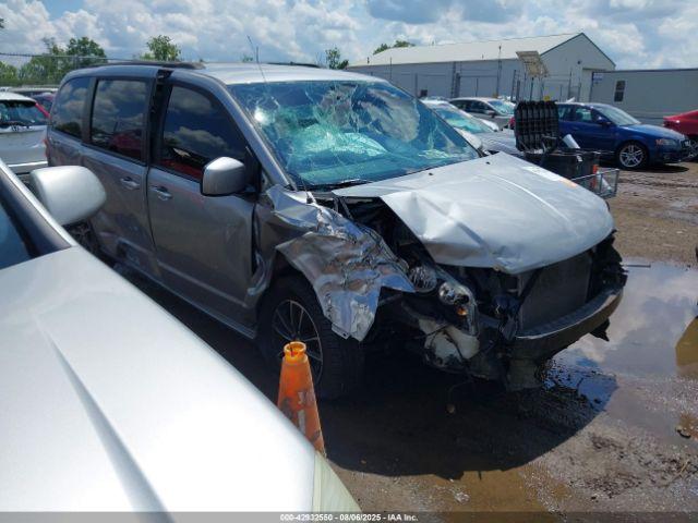  Salvage Dodge Grand Caravan
