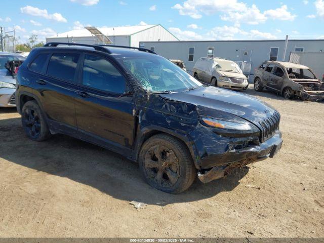  Salvage Jeep Cherokee