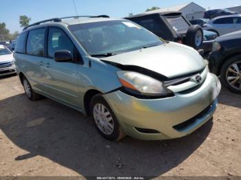  Salvage Toyota Sienna