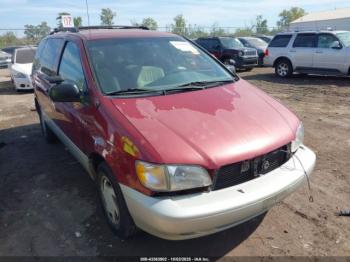  Salvage Toyota Sienna