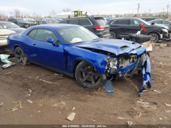  Salvage Dodge Challenger