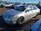 Toyota Camry Le Image 11