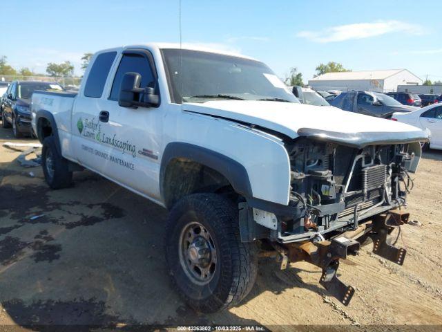  Salvage Chevrolet Silverado 2500