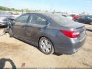 Subaru Legacy 2.5i Image 6