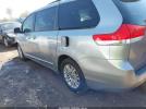Toyota Sienna Xle V6 8 Passenger Image 2