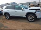 Toyota RAV4 Xle Premium Image 10