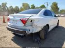 Toyota Camry Le Image 16