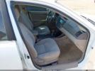 Toyota Camry Le Image 12
