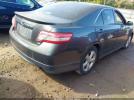 Toyota Camry Se Image 9