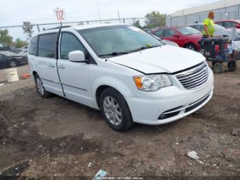  Salvage Chrysler Town & Country