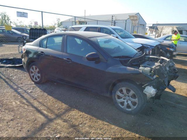  Salvage Mazda Mazda3