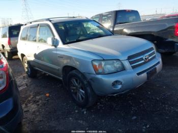  Salvage Toyota Highlander