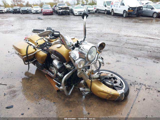  Salvage Harley-Davidson Flhr