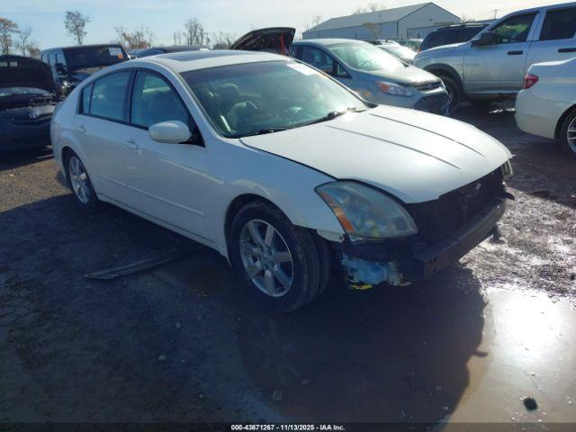  Salvage Nissan Maxima