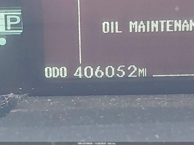 Toyota Prius Two Image 2