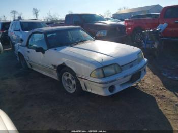  Salvage Ford Mustang