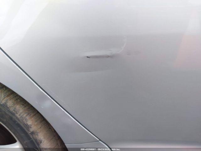 Kia Optima Ex Image 11